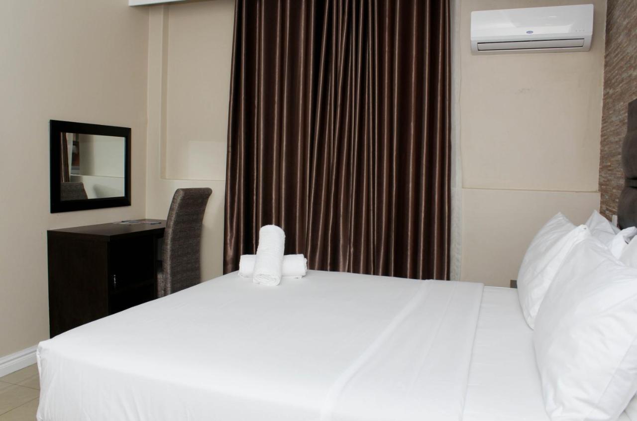Bayside Hotel & Self Catering 110 West Street Дурбан Экстерьер фото
